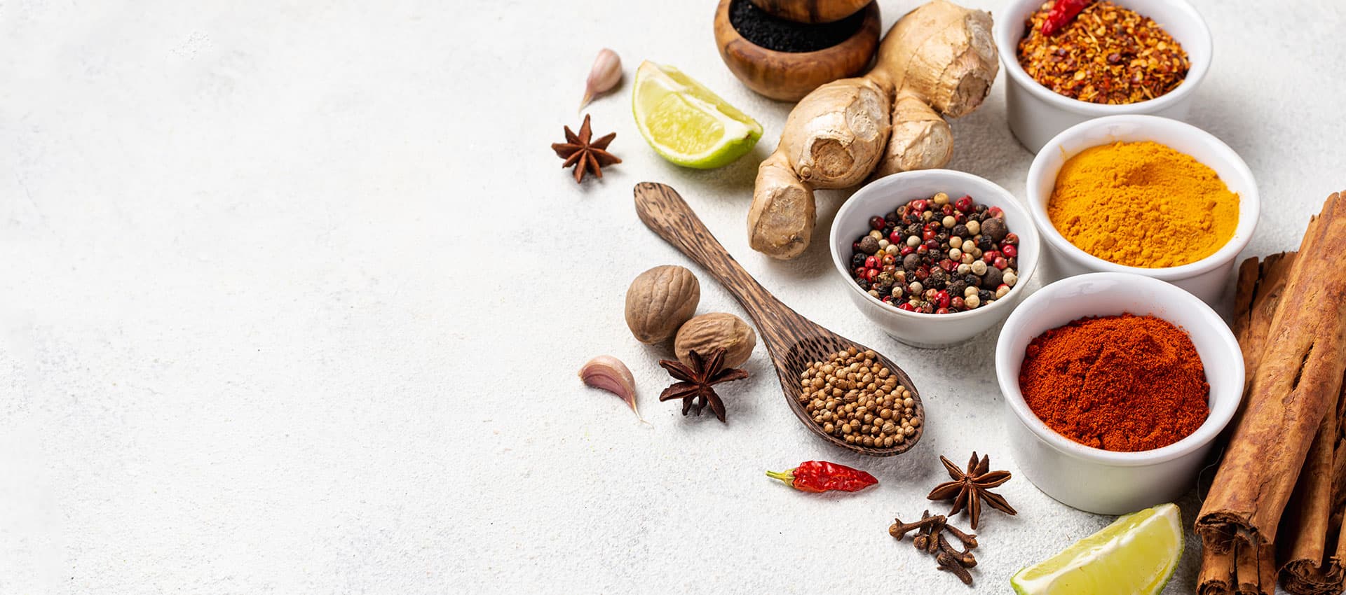 Specialist in Dehydrated Onion, Garlic, Spices & Groundnut Kernels